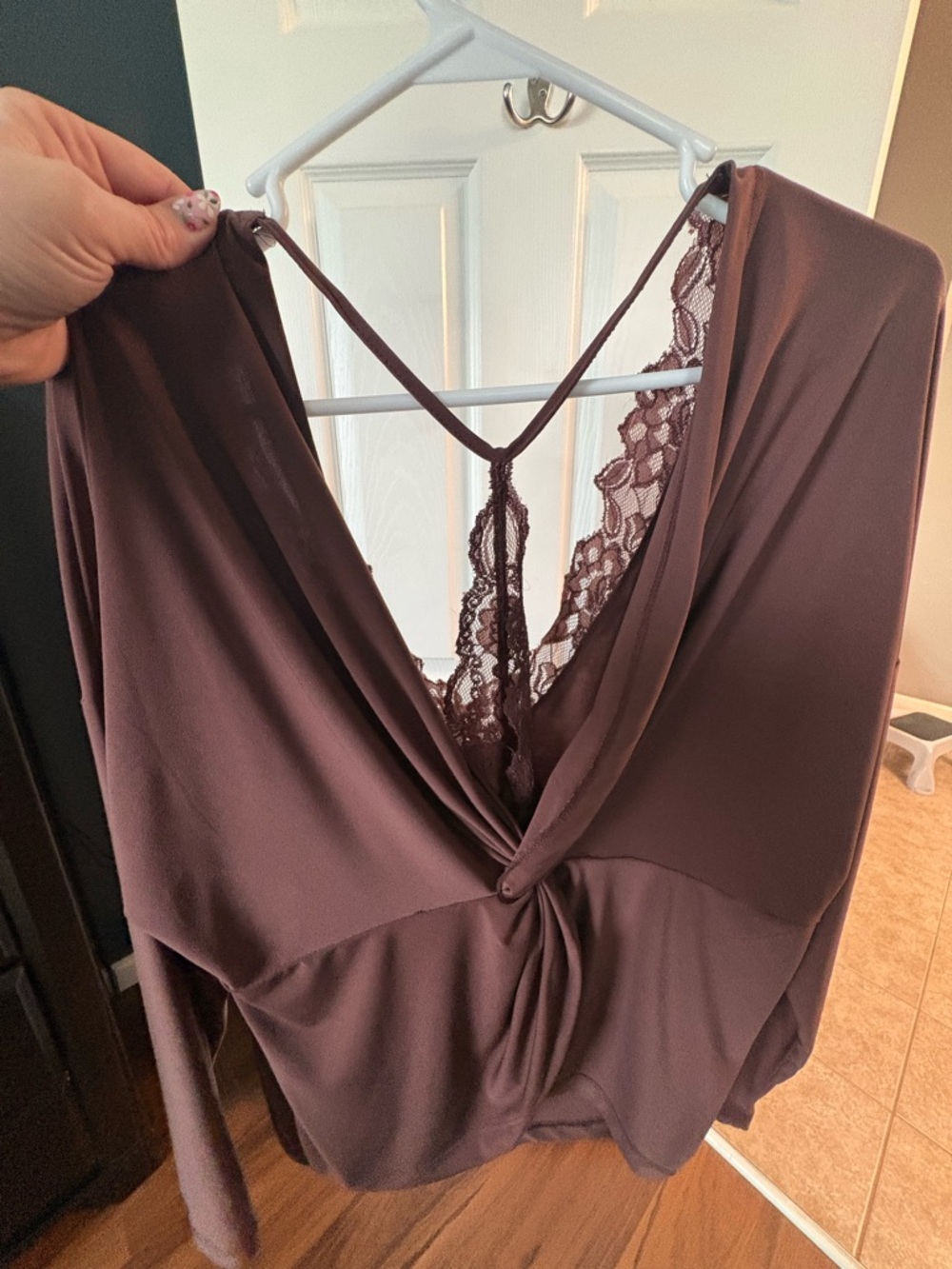 Daytrip Lace-Back V-Neck Chemise in Deep mauve